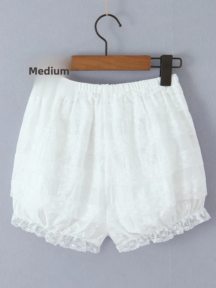 Retro Bloggers Style White Lace Trim Cake Layer Shorts Elastic Waist Anti-Light Hot Pants Women's Fashion Spring Polyester Fiber