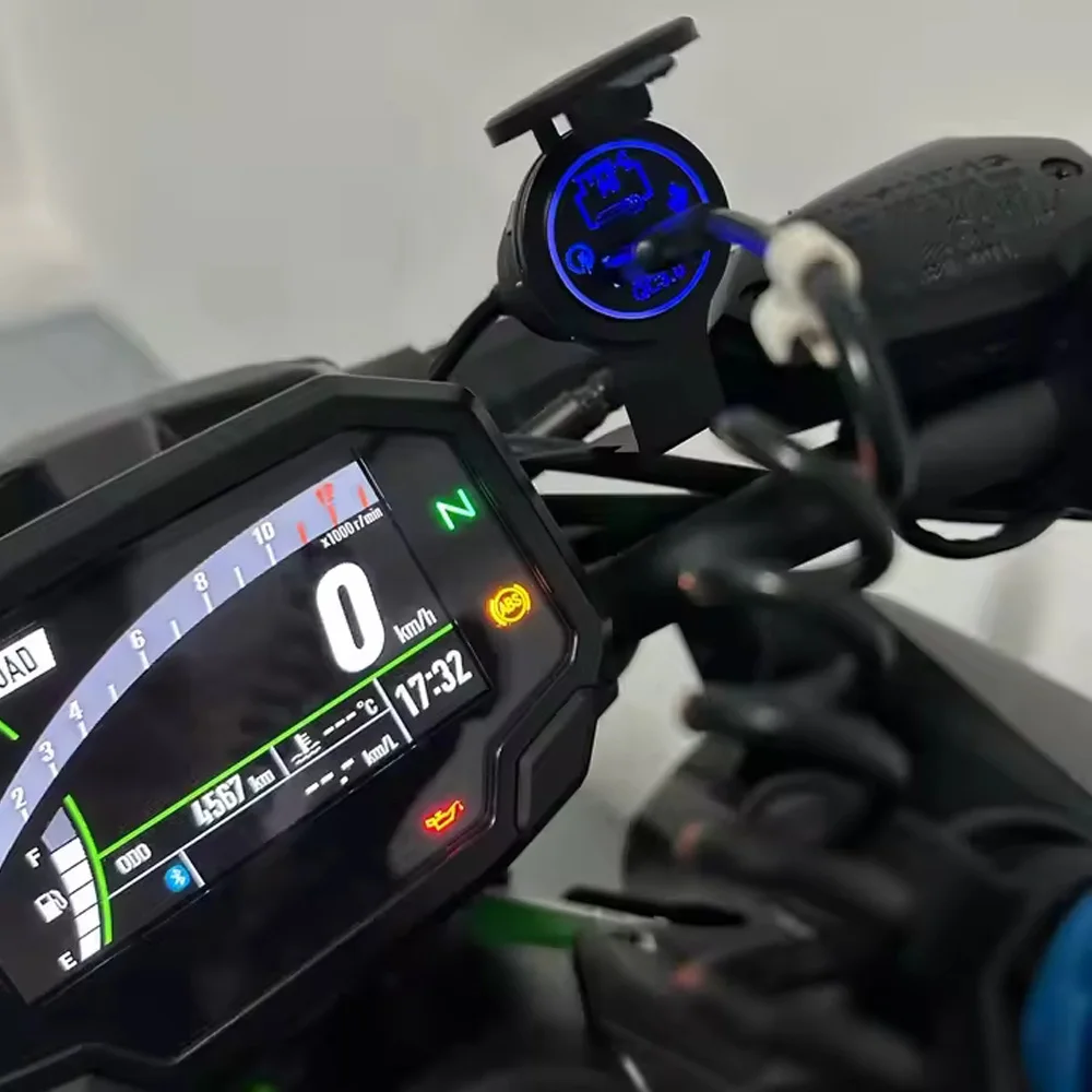 Fast Charger PD TYPE-C USB Port Kit Fits Kawasaki Z900 2017-Current