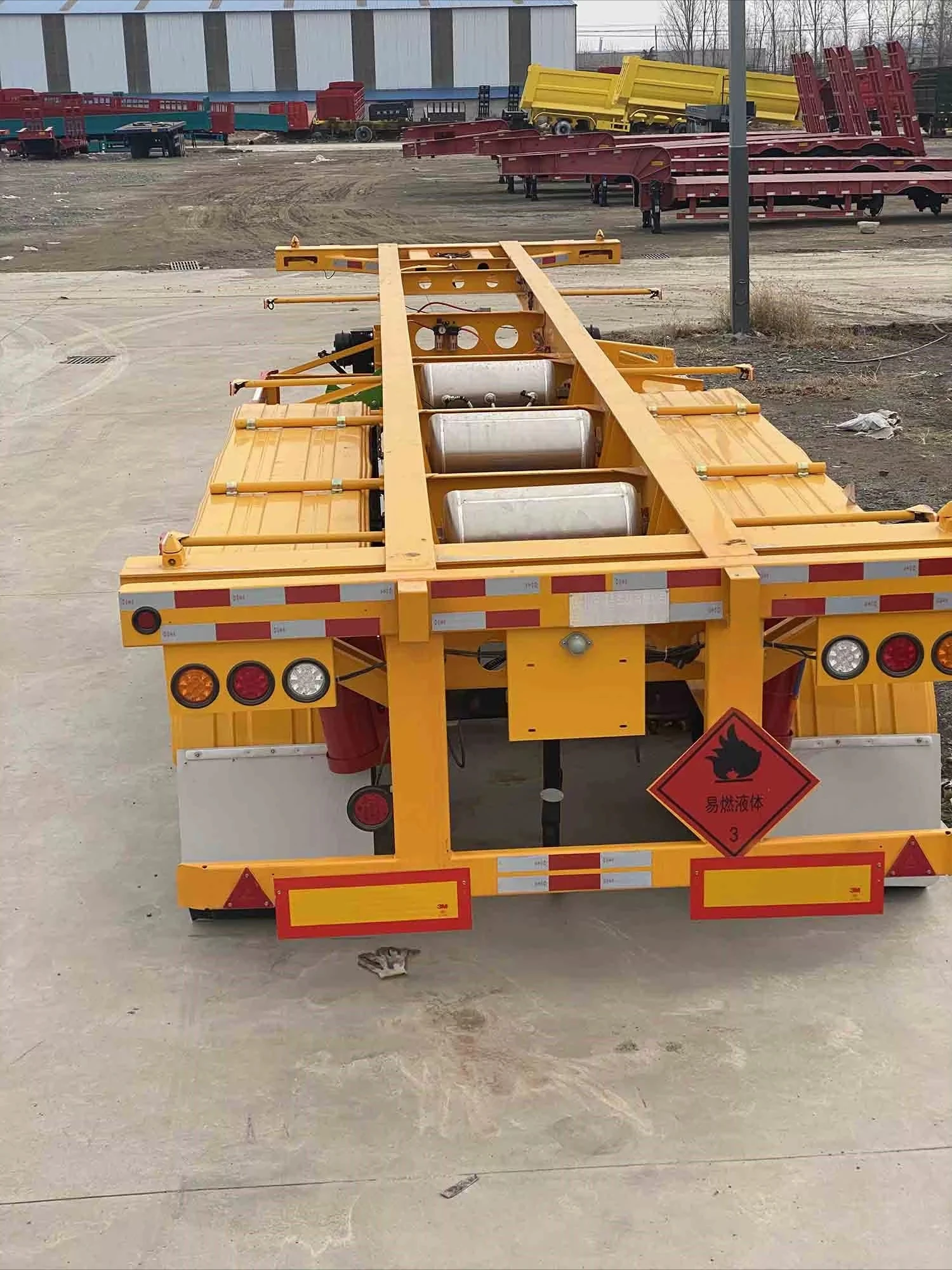 Vehicle Master Factory Price High Strength 30 60 Ton Transport New 3 Axle 12 Lock 40ft Skeleton Trailer for Sale