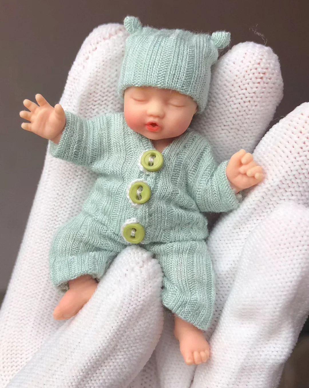 Thumbnail 3 - #31 Best Baby Clothing Accessories to Buy In 2026