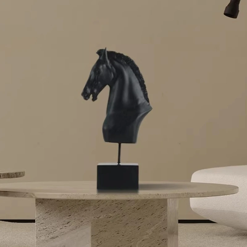 Designer Style Black Horse Head Statue Modern Minimalist Home Decor Showroom Accent Art Ornaments Unique Living Room Figurine