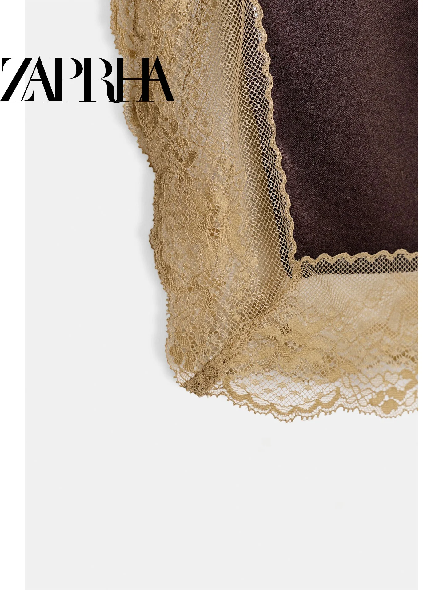 กระโปรงทรงเอ สไตล์ลำลอง ผ้าลูกไม้สวยงาม ดีไซน์ผ่าข้าง ความยาวปานกลาง ทรงเข้ารูป ให้ความรู้สึกหรูหรา  ฤดูใบไม้ผลิ 2026