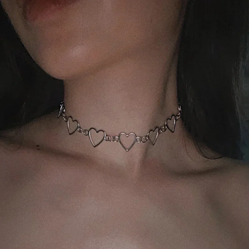 Independent Gothic Metal Hollow Connecting Heart Neck Chains Choker Collar Necklace Women's Egirl Cosplay Aesthetic Jewelry