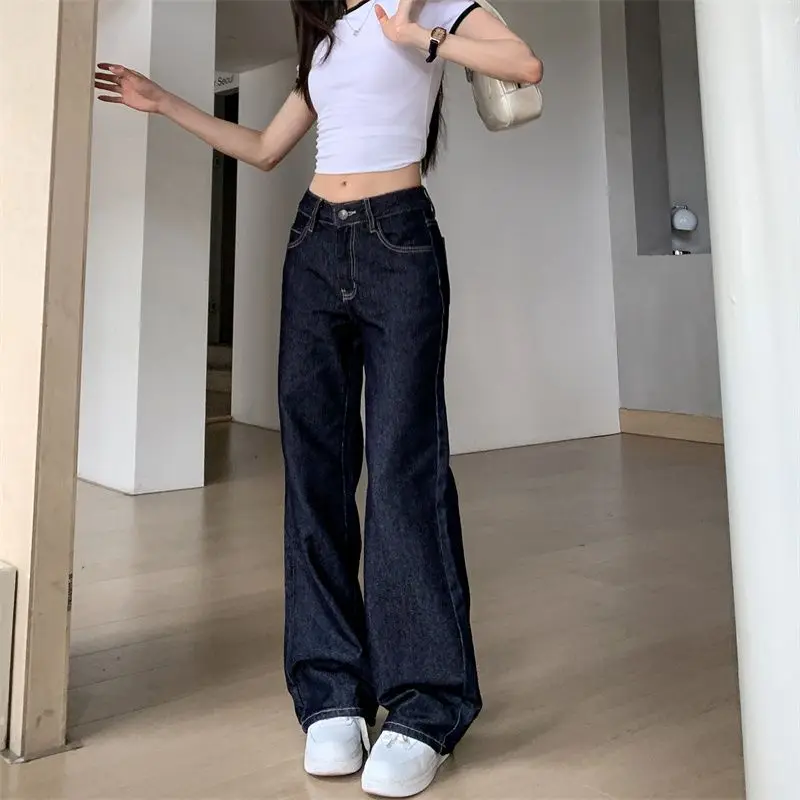 Summer Hot Selling Women's Wide Leg Jeans 2025 Denim Pants with High Quality Material High Waisted and Flattering Street Wear