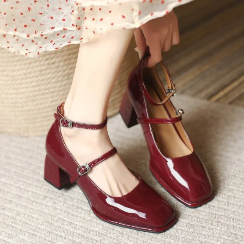 

2024 New Women's Mary Janes Shoes High Quality Leather Shoes for Women Square Toe Shallow Buckle Strap Women's Shoes sandalias