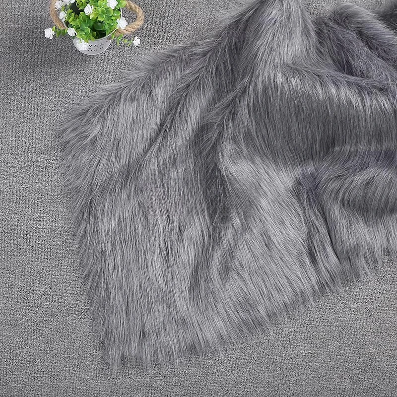 

Artificial Dyed Pointed Hair Plush Fabric for DIY Sewing Handmade Toy Dolls Fursuit Cosplay Background Display Cloth Material