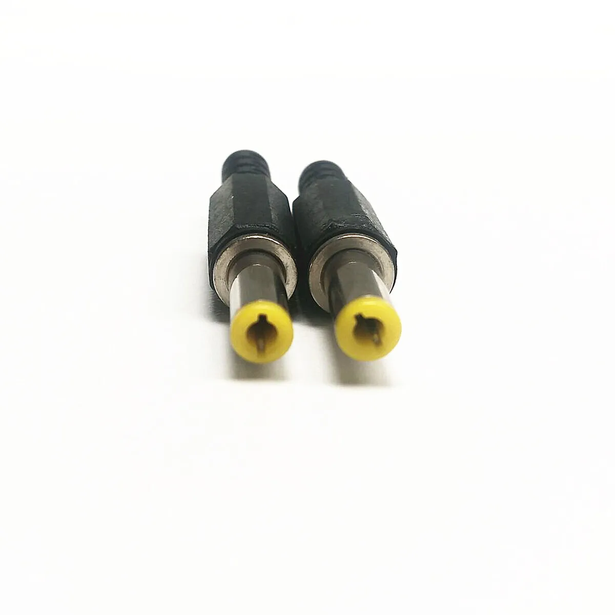 30pcs Welding type DC head DC power plug DC plug 5.5 * 2.1MM 14MM tuning fork yellow mouth  Electronic Accessories & Supplies