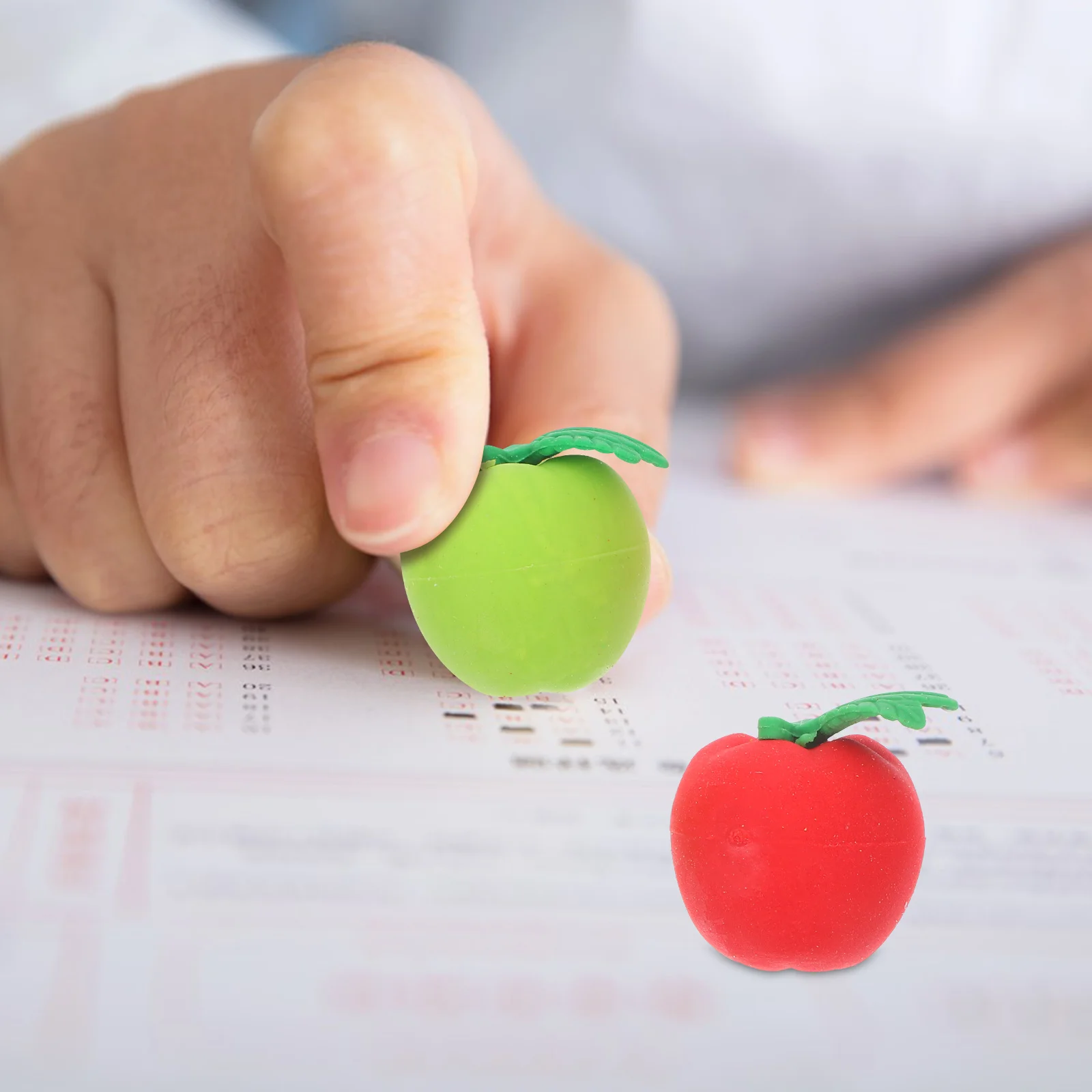 

36Pcs Apple Erasers Fruit Erasers Soft Classroom Rewards School Stationery Supplies Back to School Party Favors Student Prizes