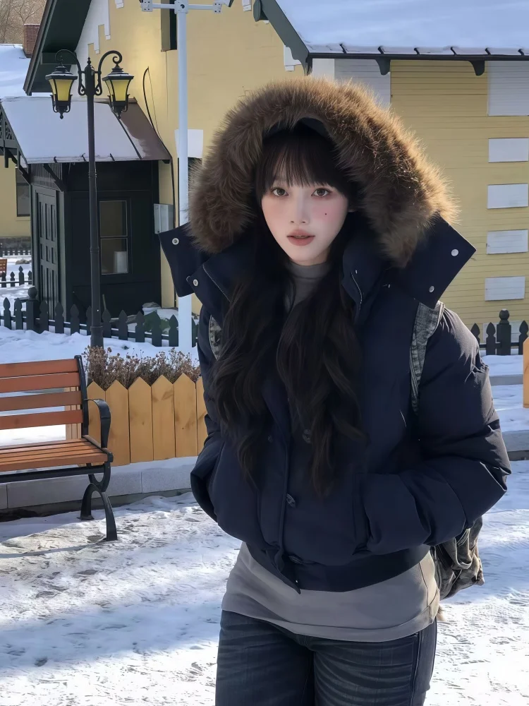 

2025 Winter New Women's Big Hair Collar Hooded Down Jacket High Quality Fashion Casual Thick Warm Goose Down Coat+Gloves Wh82