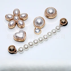 2024 New Metal Shoe Charms for Women Girls Fashion Bling Crystal Pearl Shoe Decorations Kids Gifts