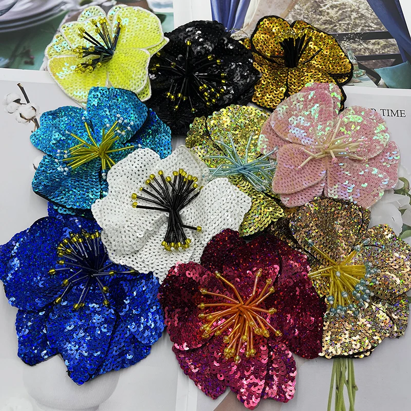 Perline fatte a mano ricamo fiore paillettes colorate Patch panno decorato con foro di riparazione ausiliario fai da te eseguire Applique per