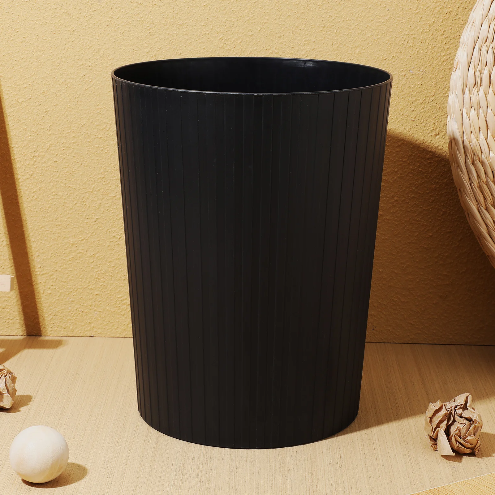 

1Pc Striped Black Plastic Trash Can 21x21x26 5cm Bedroom Office Kitchen Garbage Container Waste Bin For Home Use