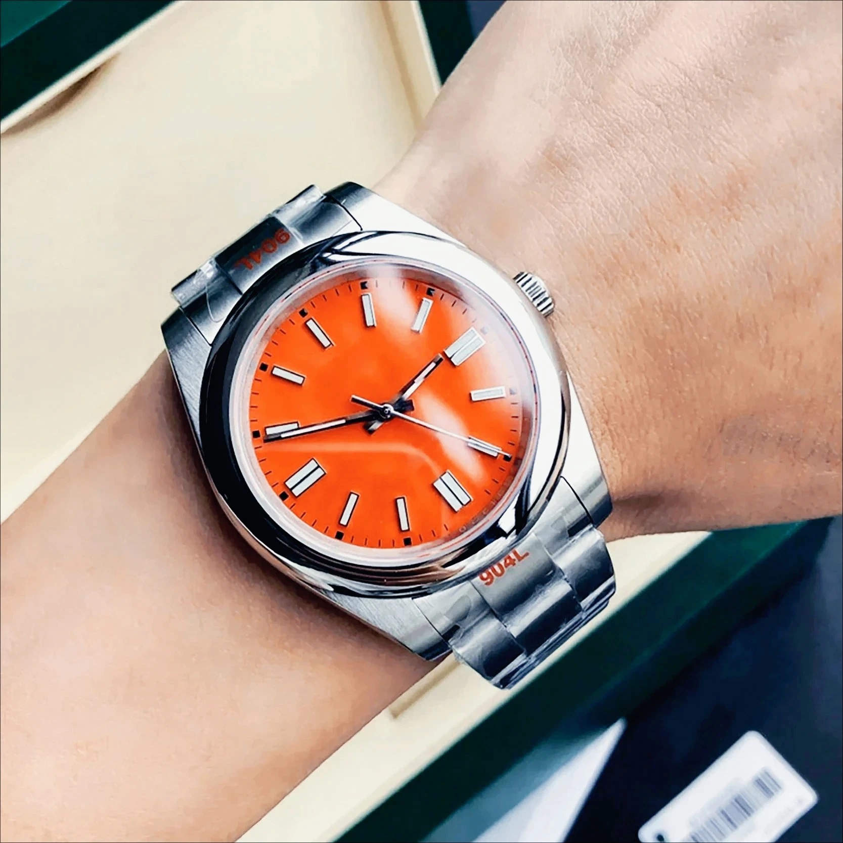 Classic Fashion Automatic Watches For Men Women 904L Steel Anti Corrosion Scratch Resistant Bright Luminous Dial Casual Outfit view 6