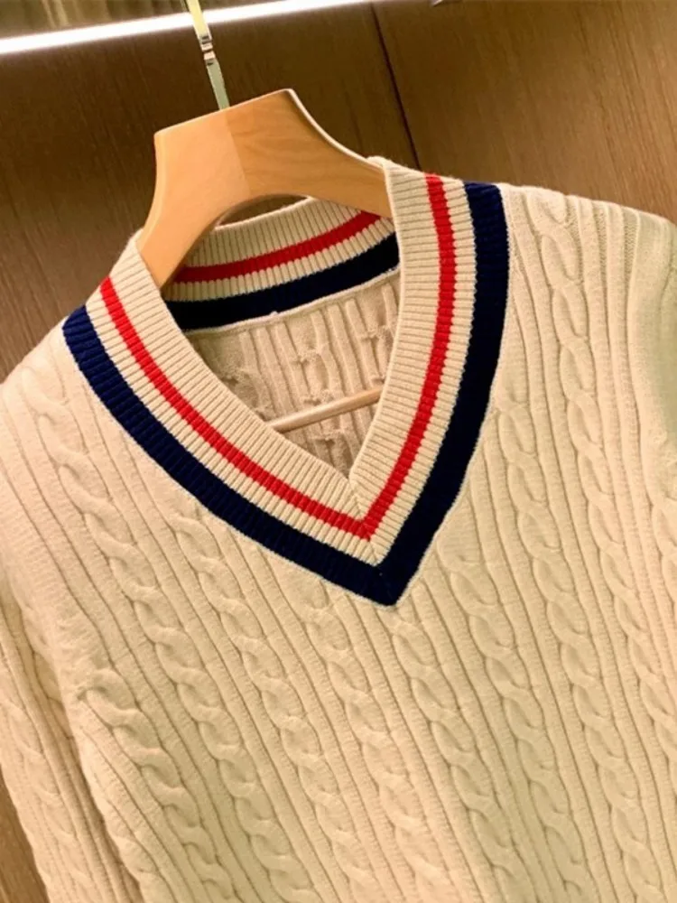 New Preppy Style Casual Mens Pullover Knitted Top V-Neck Long Sleeve Slim Fit Spring Autumn Sweater Tops Vintage Mens Knitwear