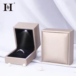 Boîte à Bijoux en Cuir Brossé avec Lumière LED, pour Bague, Collier, Boucles d'Oreilles, Bracelet, Vente en Gros