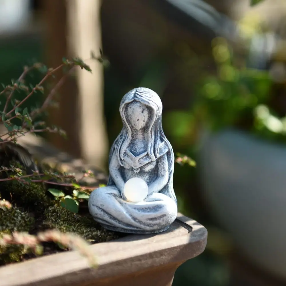 

Creativity Resin Moon Goddess Statue Garden Decoration Garden Accessories Pastoral Landscape Ornaments Goddess Ornaments