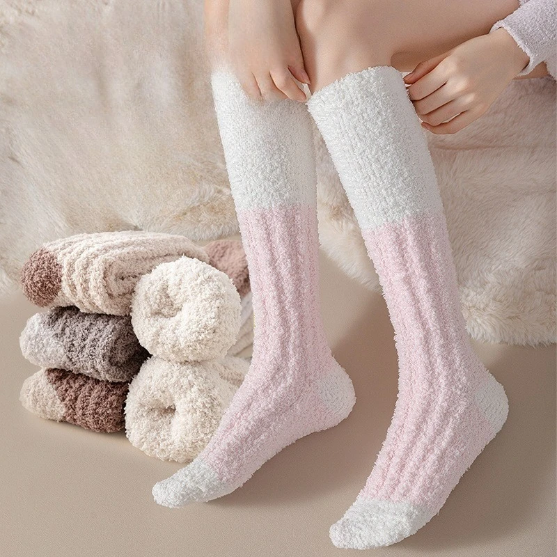 1 Pair Women's Thickened Coral Fleece Color Block Crew Socks,Dopamine Aesthetic Contrast Color Warm Sleep Socks,Cozy Soft Socks