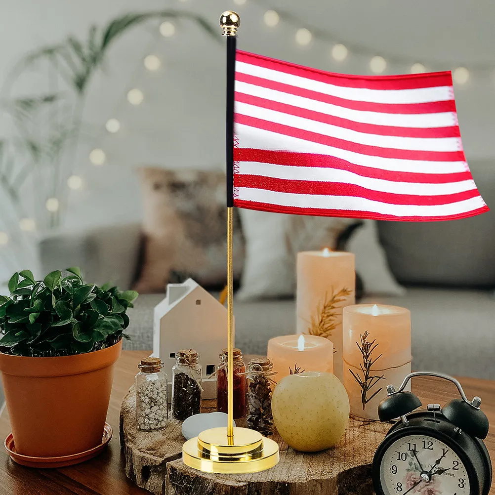 

4 шт. металлические держатели для флагштоков, настольные декоративные подставки для флагов для офиса и дома, прочная износостойкая основа, компактные.