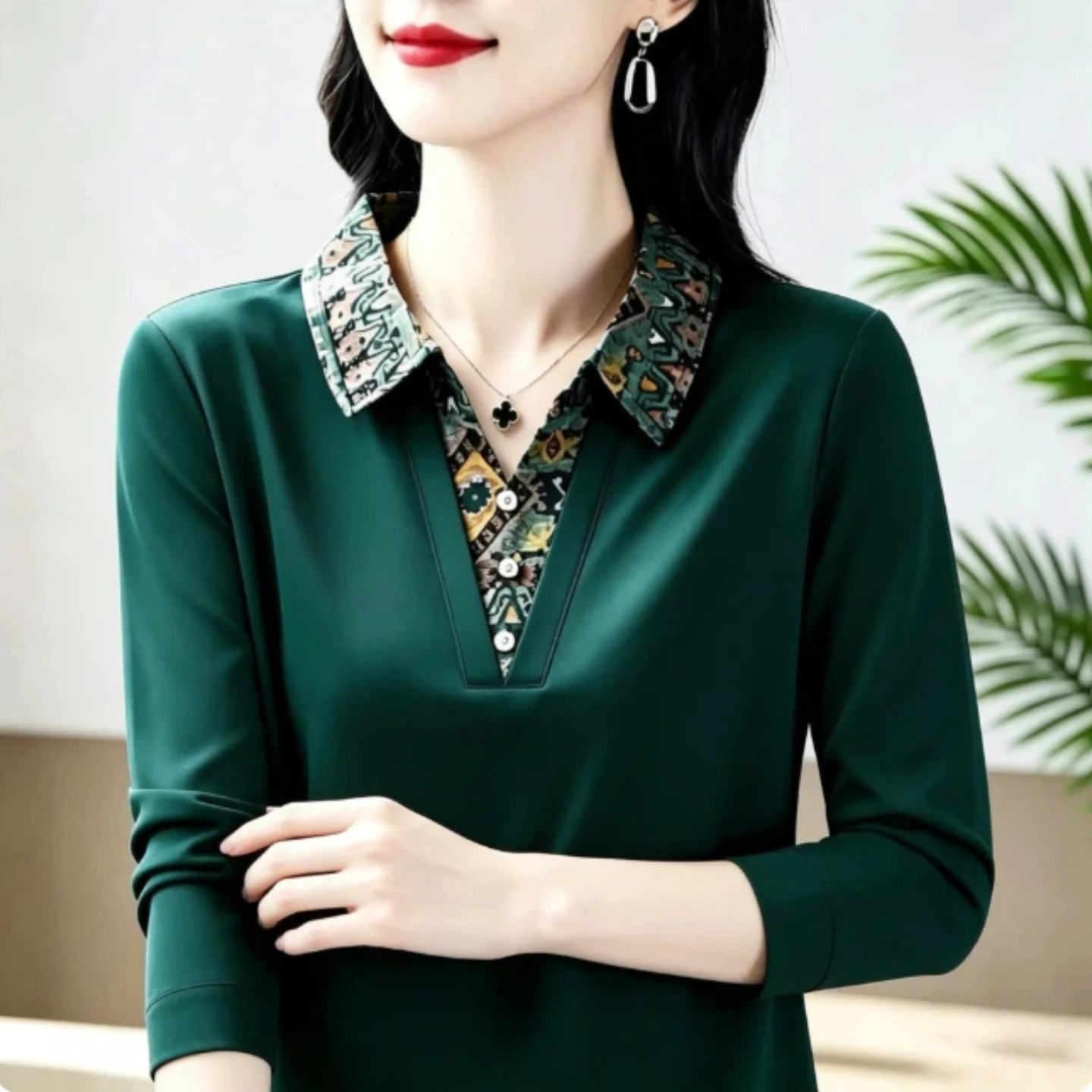 Chic Anti-Aging Long Sleeve T-Shirt Women's Spring Autumn New Fashion Versatile Belly Covering Mommy's Top Color Block Collar