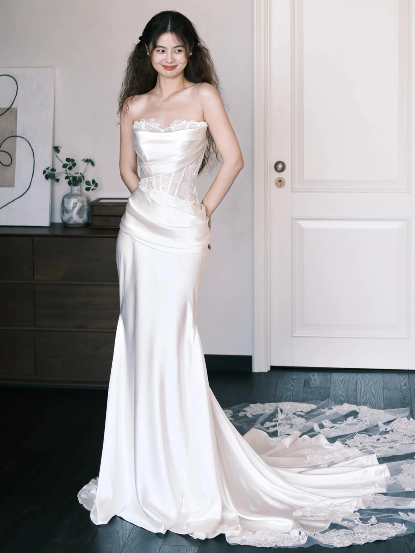 

Элегантное кружевное свадебное платье из атласной ткани с дизайном «рыбий хвост» и без бретелек для помолвки, длинное летнее платье