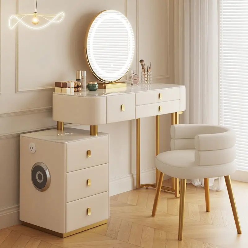 

Умный комод, элитная атмосфера, главная спальня, уголок для маленькой квартиры, светильник для шкафа, роскошный массив дерева, скандинавский стиль