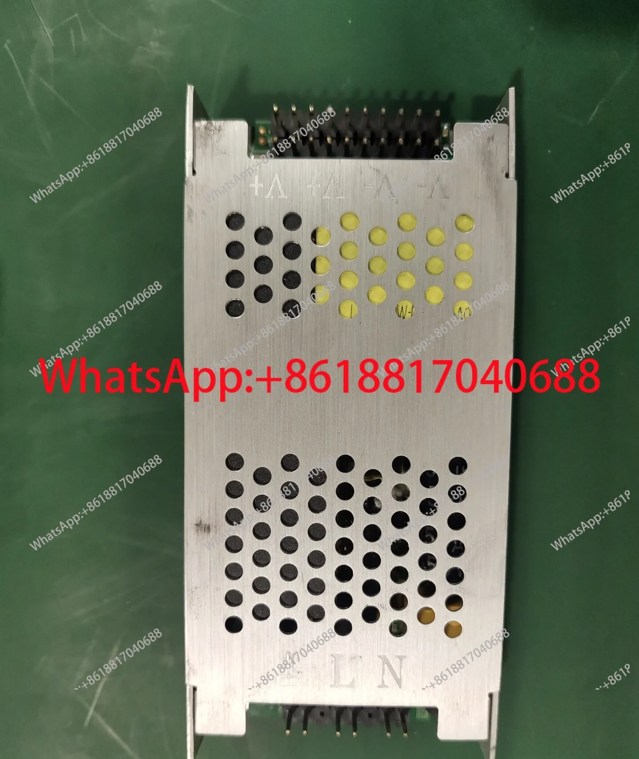 

Блок питания LTP300W-4,6 В/60 А, предназначенный для интеллектуального видеоэкрана Lapu с небольшим шагом