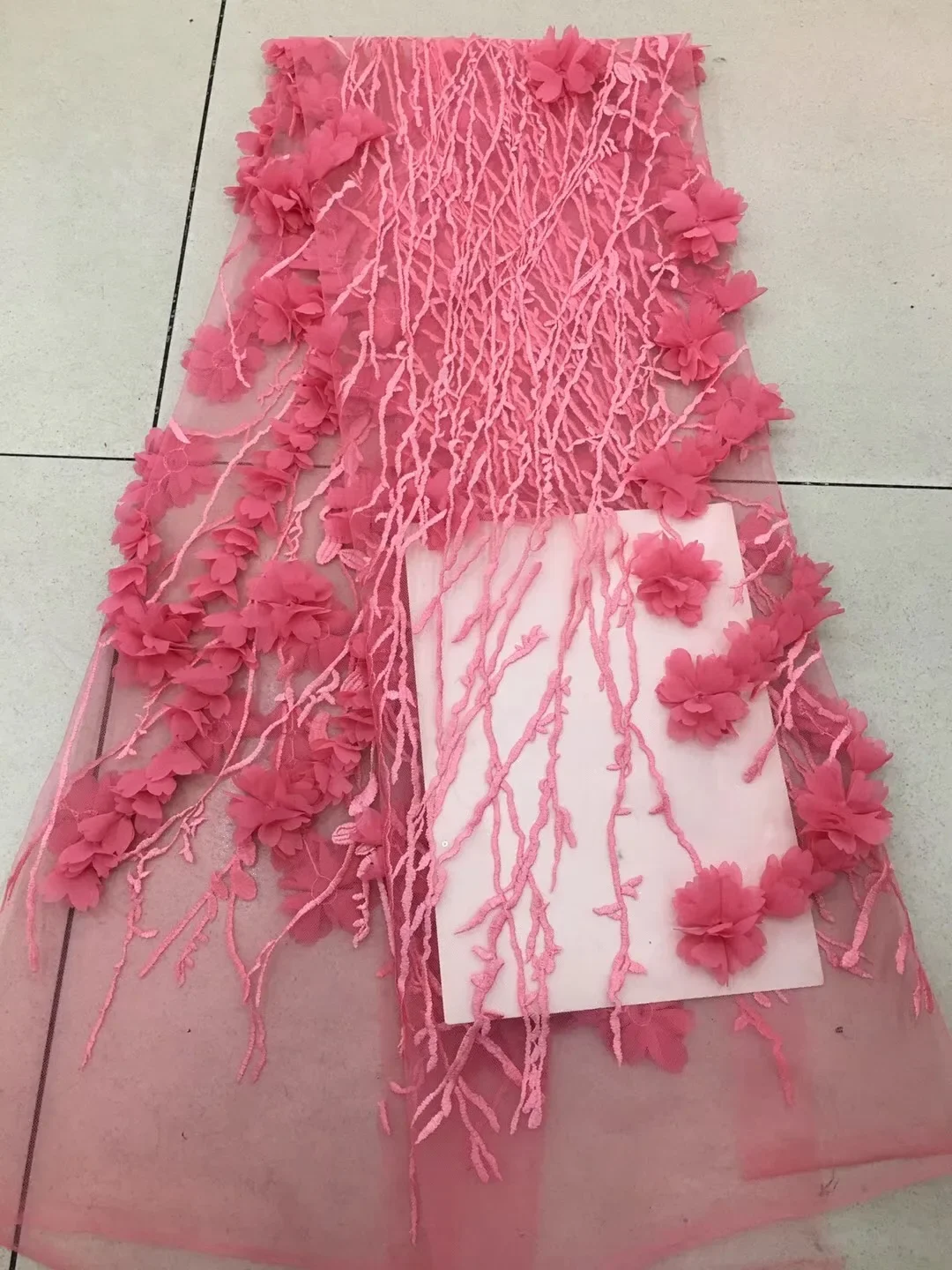 

Bridal Nigerian Lace Fabric High Quality 3 D Flower African Lace Fabric Hot Sale Women Wedding Lace French Lace Fabric