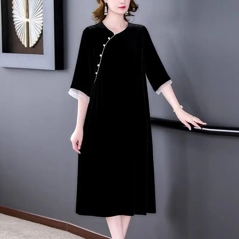 

Oversized Velvet Dress Women 2023 Autumn New Vintage Improved Qipao Slim Fit Temperament Three-Quarter Sleeve Mom's Dress Z2763