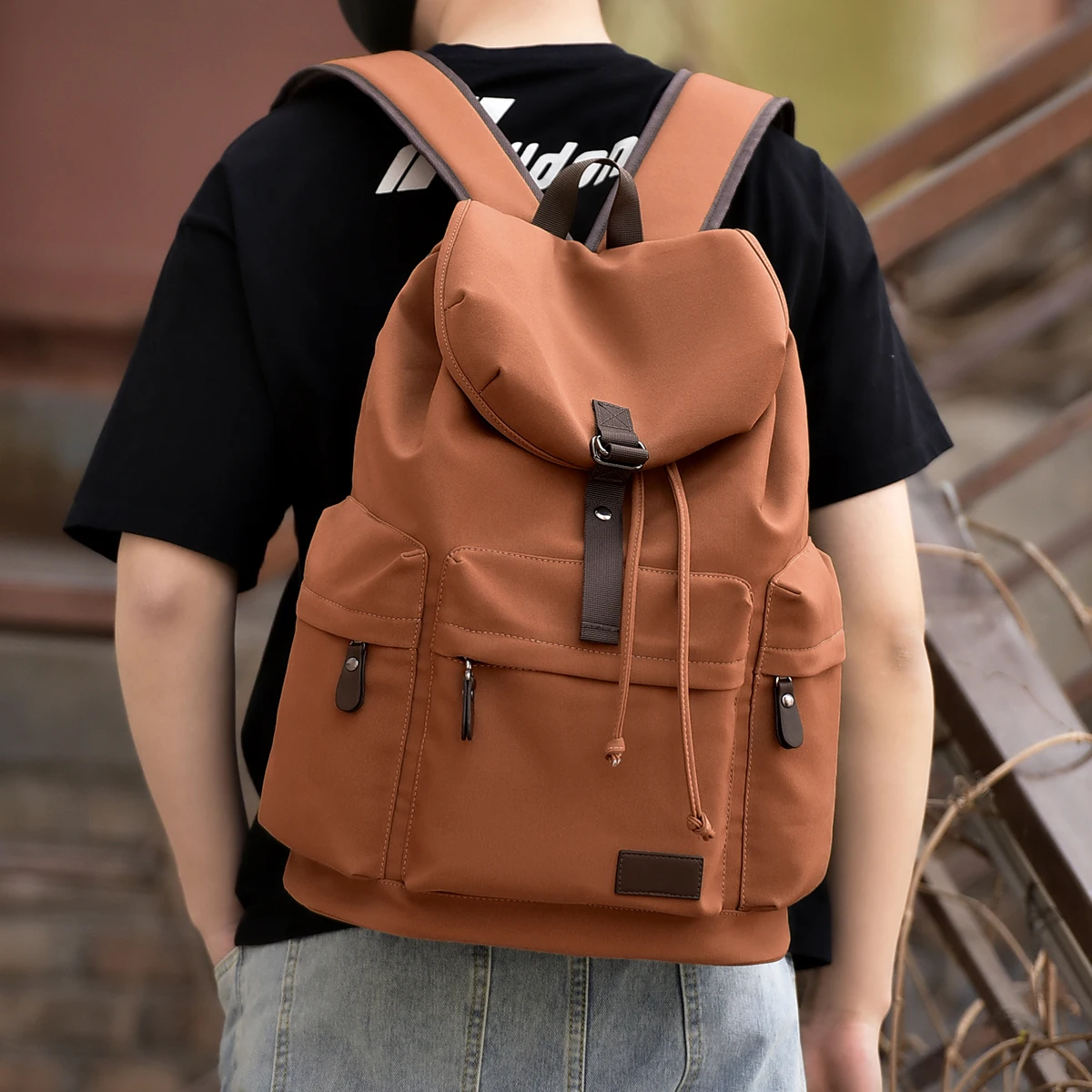 Waterproof and Wear-resistant Men\'s Backpack Vintage Simple Men Drawstring Travel Backpack School Backpack for College Students