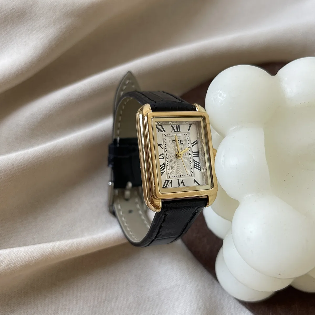 New Women'S Watch, Simple And Elegant, Large Square Dial, Luxurious Quartz Watch, A Perfect Gift For Women, Unique Timepiece.