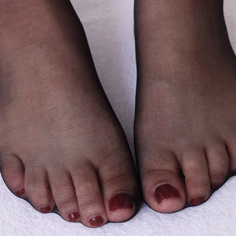جوارب ملفوفة على شكل حرف T كبيرة الحجم لعام 2025، تشانغتشون مسننة للصيف رقيقة من الحرير الأسود والبطيخ بين الرجلين اختراق كامل