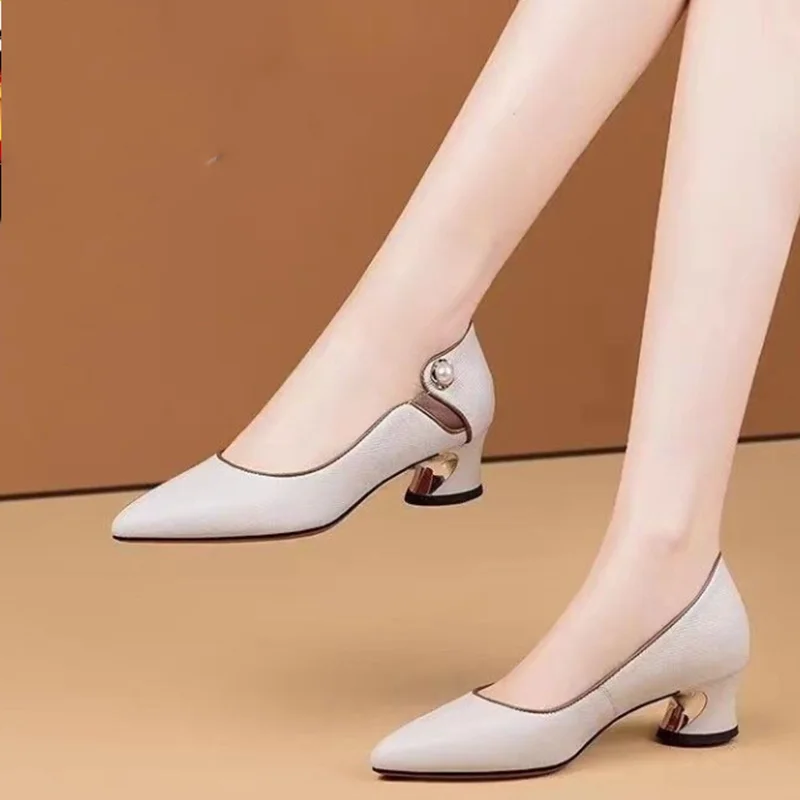 Zapatos De Mujer Women Cute Pointed Toe Brown Patent Leather Slip on Square Heel Shoes Lady Casual Office Beige Heel Pumps A116