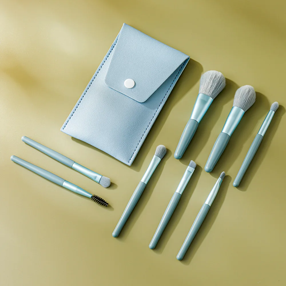 High-quality 8 Pieces Makeup Brush Set, Foundation Blend Concealer Eye Shadow Synthetic Fiber Brush Travel Makeup Brush Set