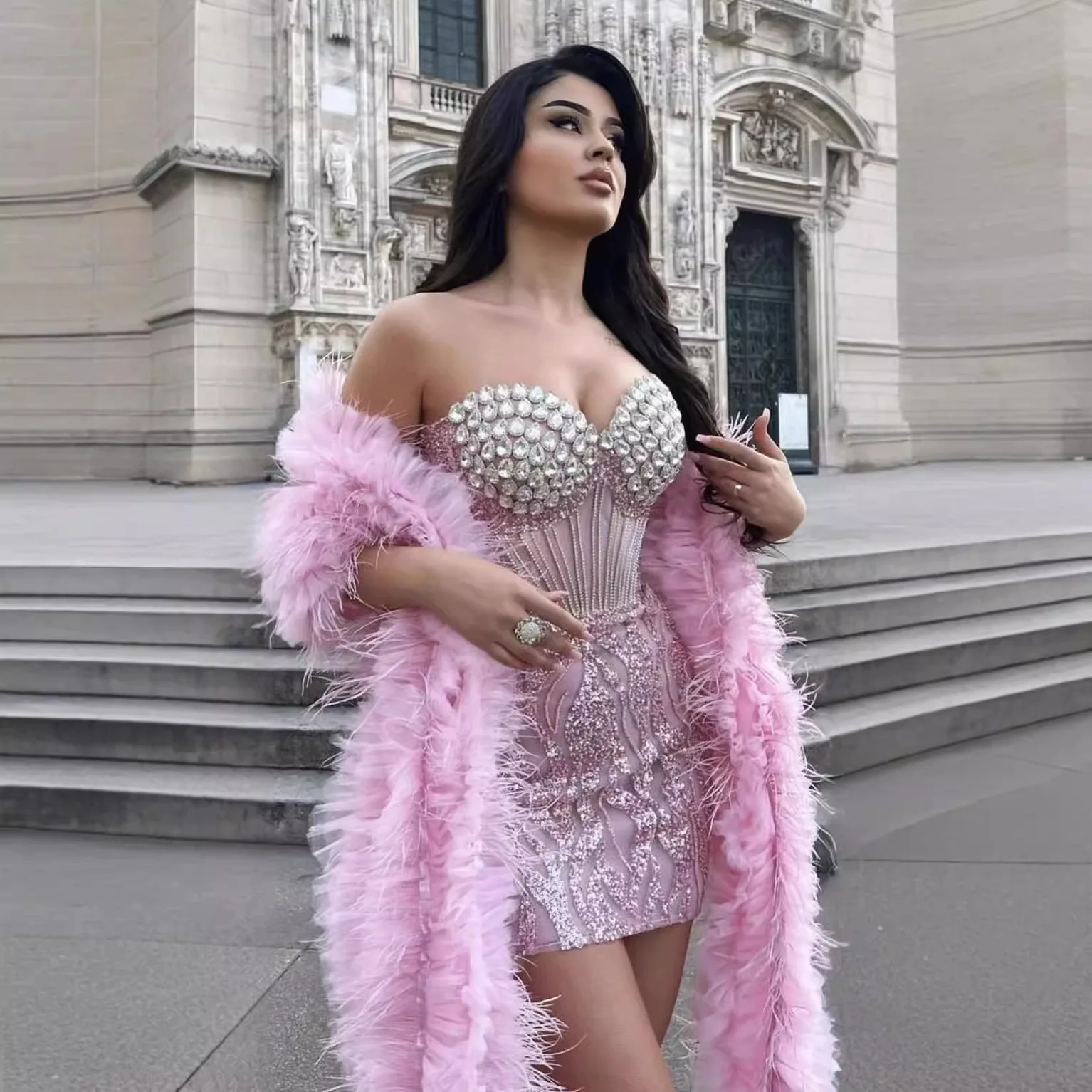 

Fashionable Shawl Super Sparkling Rhinestone Sequin Embroidery Pink Strapless Dress Luxurious High-End Party Gown