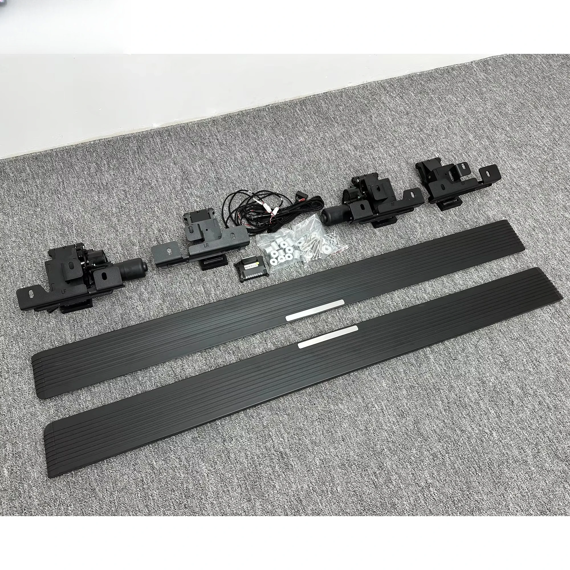 

G-Class W464 G500 G63 2019-2024 Aluminum Pedal Electric Side Pedal Electric Side Pedal for Auto Parts