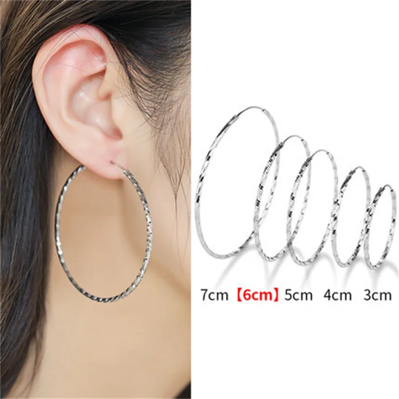 316L Edelstahl 3-6 cm minimalistische große Kreis Creolen für Frauen trendige silberfarbene Metall glatte runde Ohrringe Schmuck – Detail 10