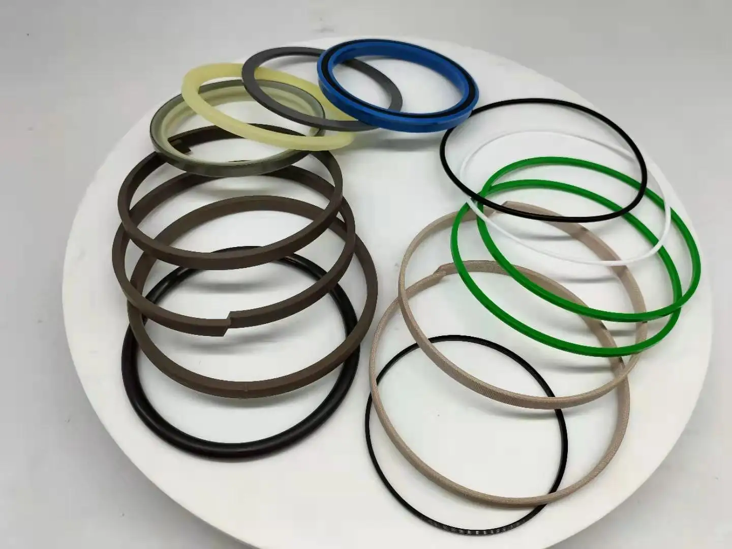 Excavator Cylinder Boom Seal Kit for SH135 SH350-5 SH240-5 SH130-5 SH210-5 Excavator Bucket Seal Kit