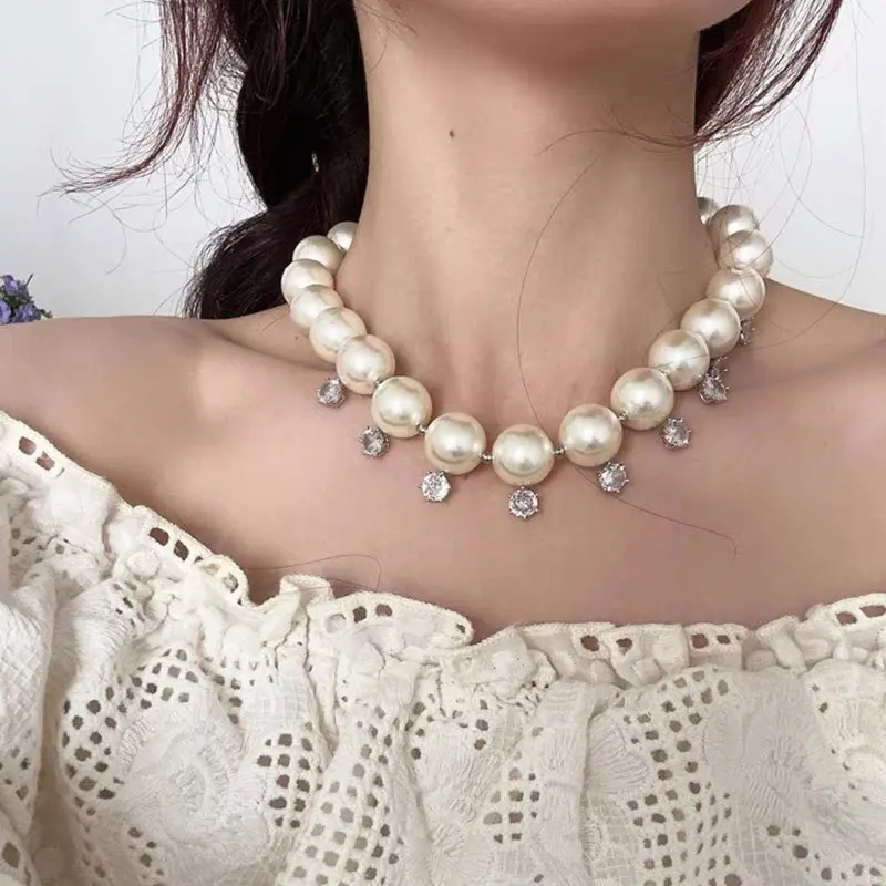 Korean Style Crystal and Pearl Jewelry Set - Glittering Necklace and Earrings for Women