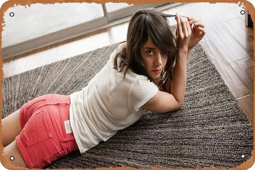 Metal Tin Sign Sexy Girl Poster Aubrey Plaza Pin up Girl Wall Decor Funny for Bar Pub Man Cafe Room Vintage Retro 12x8 Inch sign