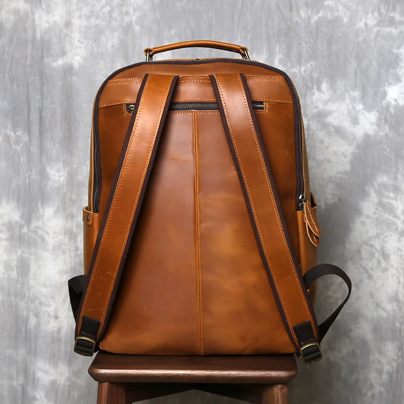 Vintage Top Layer Cowhide Backpack Made Of Genuine Leather Men\'s High-Capacity Computer Backpack Casual Business Travel Backpack