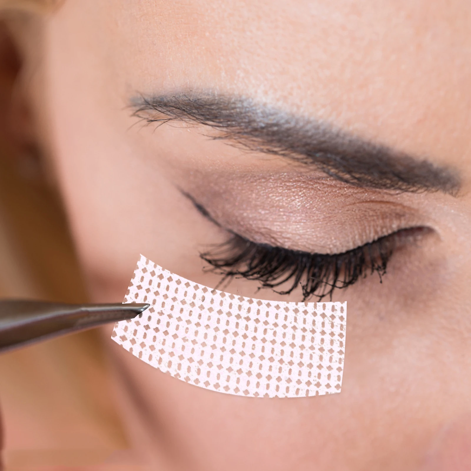 

2 Rolls Eyelash Tape For Extensions Tape Breathable Adhesive Makeup Tool Beauty Supplies Isolation Strips Eyelid Lifter Grafting