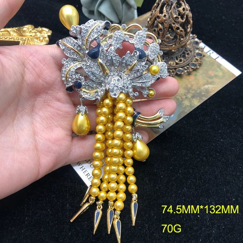 

Retro Court Luxury Rhinestone Flower Pearl Tassel Women's Brooch Fashion High-quality Gemstone Tassel Zircon Brooch for Women