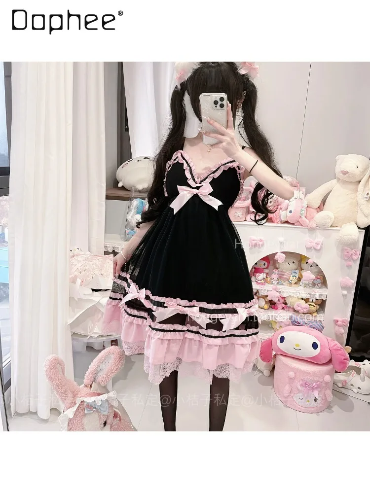 Sweet Cool Pure Wind V-neck Suspender Nightdress Neckline Fungus Edge Bottom Layer Splicing White Lace Lace Women's Homewear