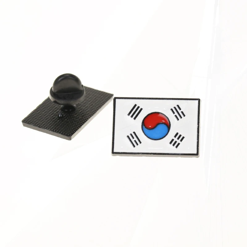 cartoon national flags, Pines, chest badges, South Korean drip oil badges Spot zinc alloy die-casting metal