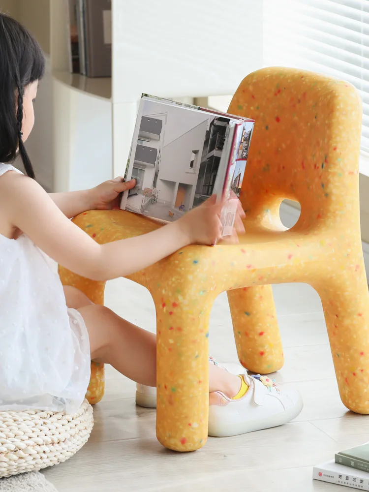 Скандинавский детский пластиковый утолщенный табурет для дома, гостиной, кабинета, детский стул с граффити, стул для чтения, стул со спинкой, скамейка