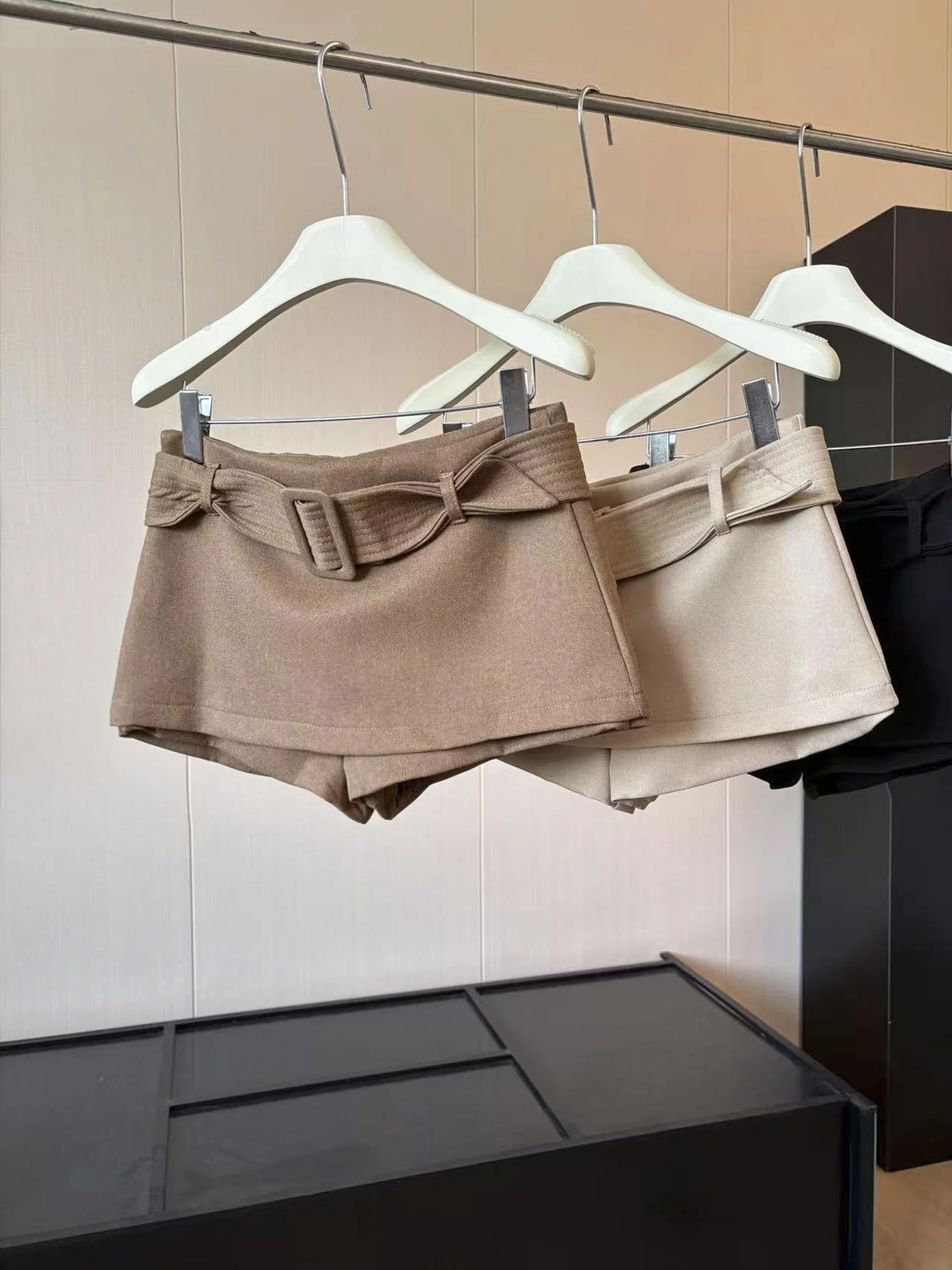 DIYI Women's A-Line  Skirt Pants Autumn Winter New Style Long Leg Lengthening Belted Short Skirt Casual High Waist Polyes...