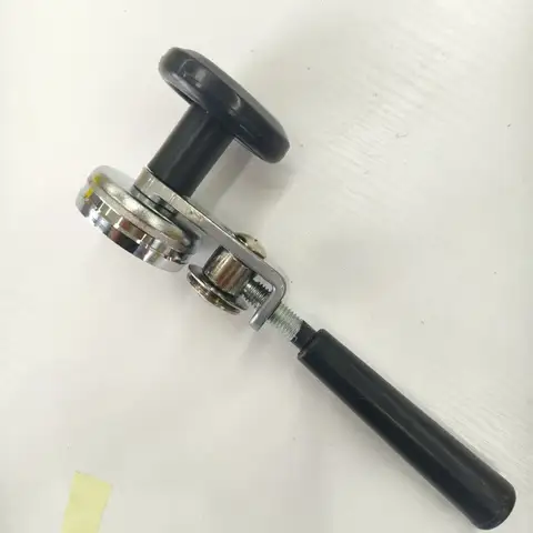 Sigillatrice manuale portatile per lattine Sigillatrice per bottiglie di lattine in alluminio