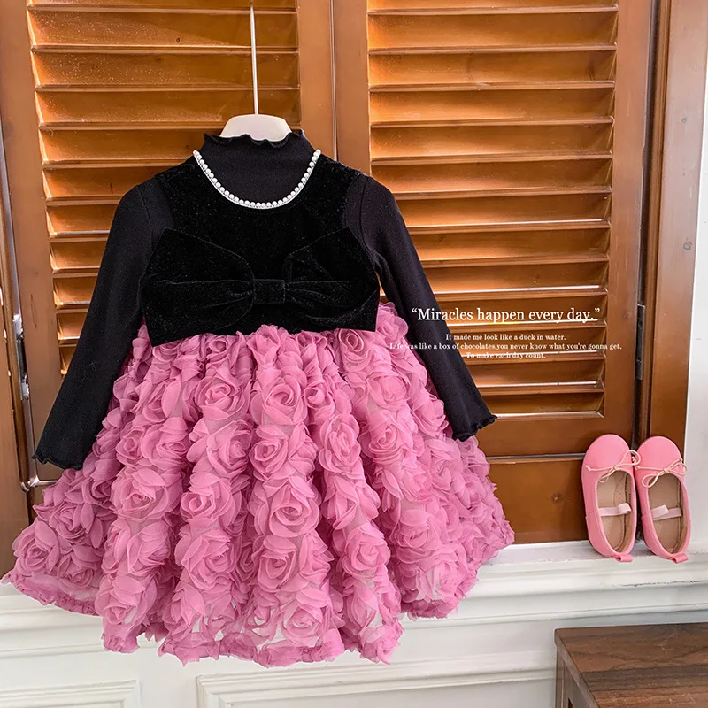 عنصر جديد للفتيات على الطراز الكوري لخريف وشتاء 2025 مع قاعدة قطيفة وفستان شبكي وردي قطيفة طقم مكون من قطعتين