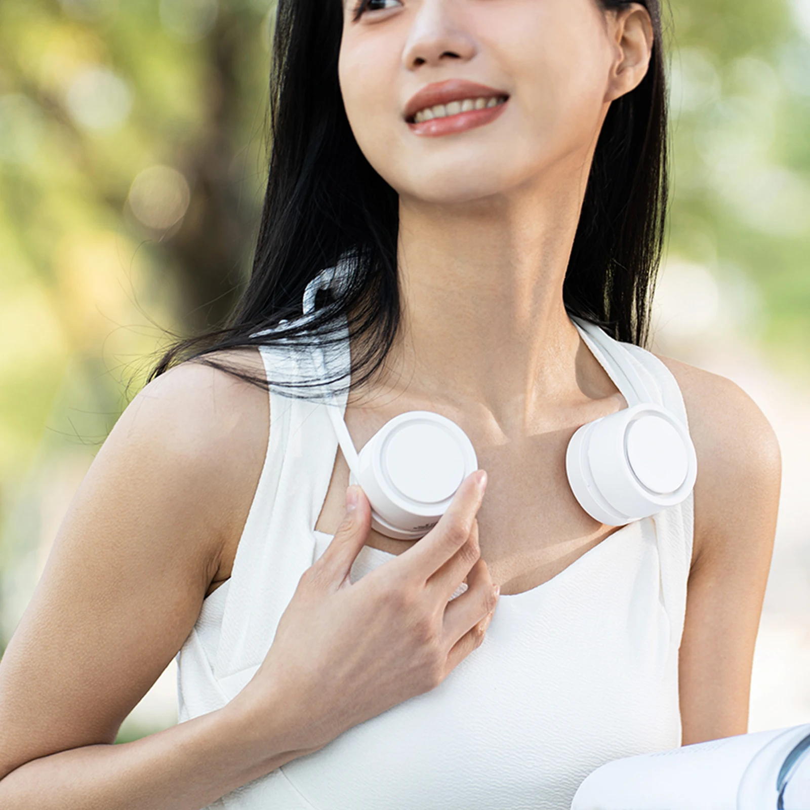 Portable Neck Fan 3 Speeds 360 Cooling Hands Free Personal Wearable Bladeless Fan Rechargeable for Travel Outdoor Indoor