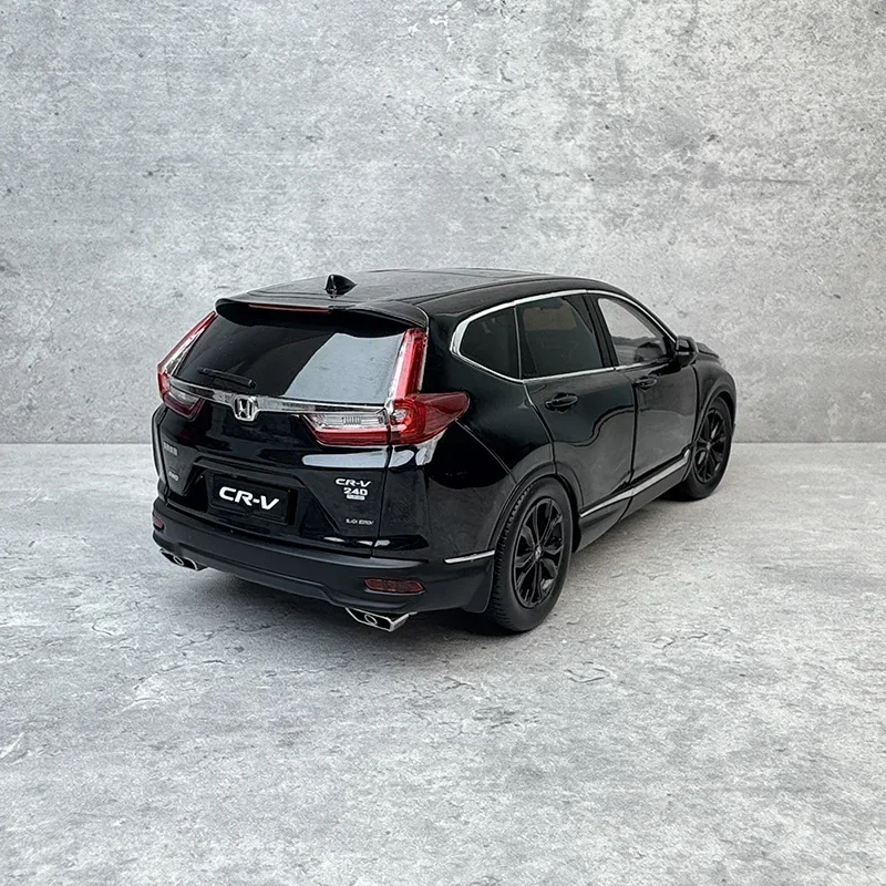 

Внутренняя фабрика 1:18 2021, модель для CRV Black Jazz SUV, получила модель легкосплавного автомобиля
